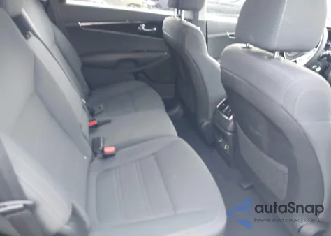 2020 Kia Sorento 2.4L Lx z USA, uszkodzony, nr VIN 5XYPGDA37LG663025